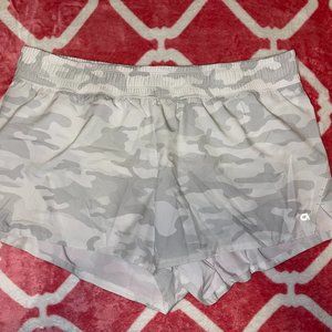 Gap Fit active shorts